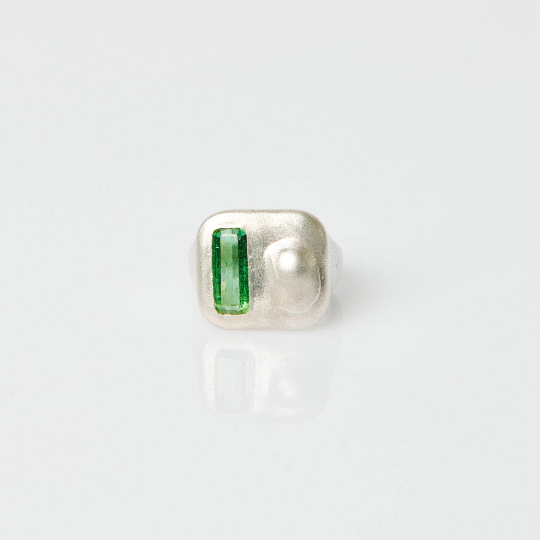 Green Tourmaline Signet Ring A