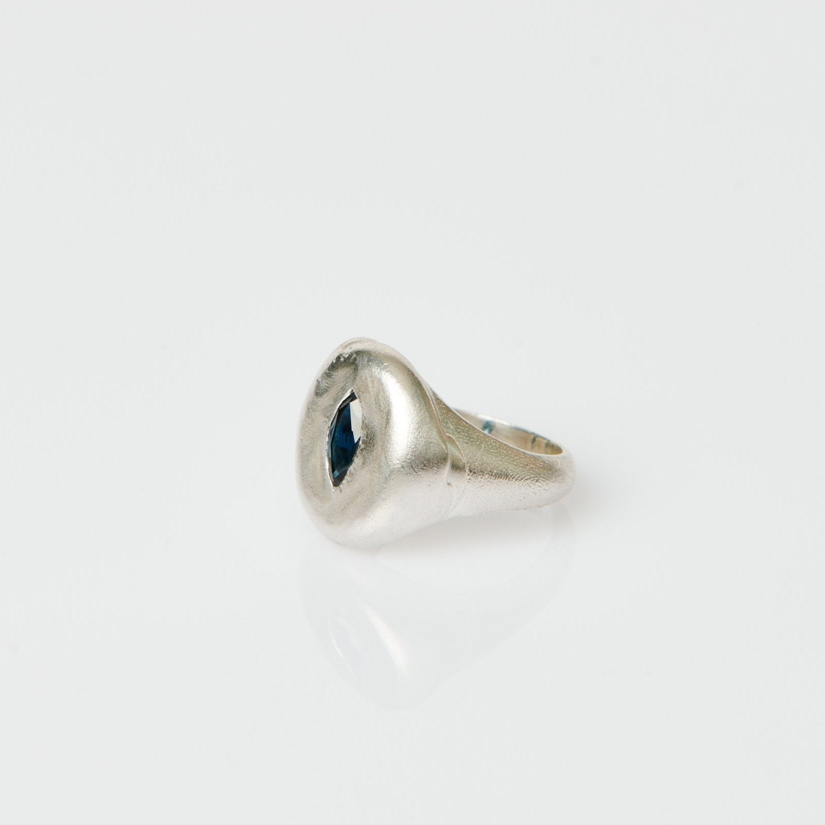 Snake Eye Sapphire Ring